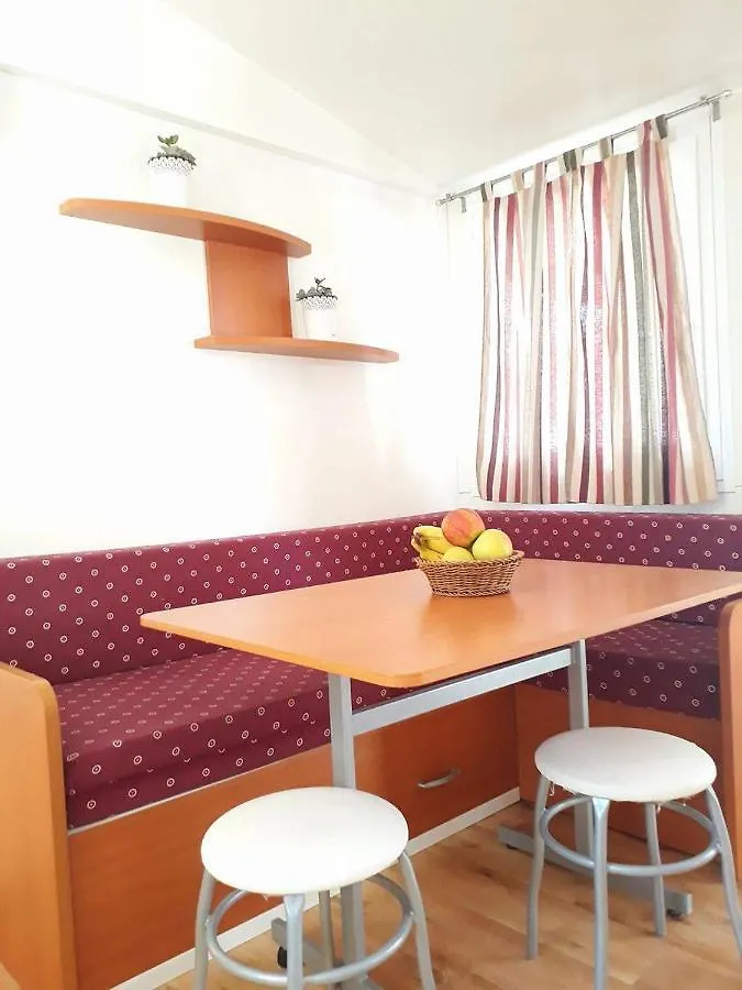 Hotel Camp Šibuljina 2*,