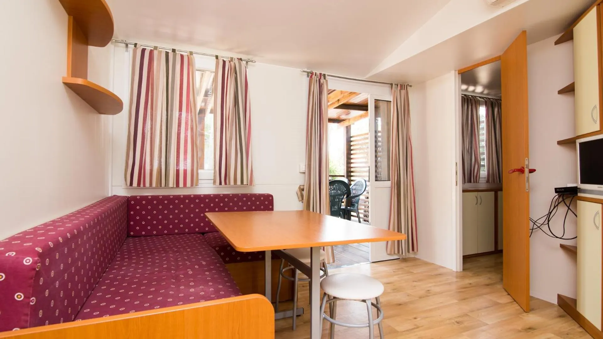 Hotel Camp Šibuljina 2*,  Chorwacja